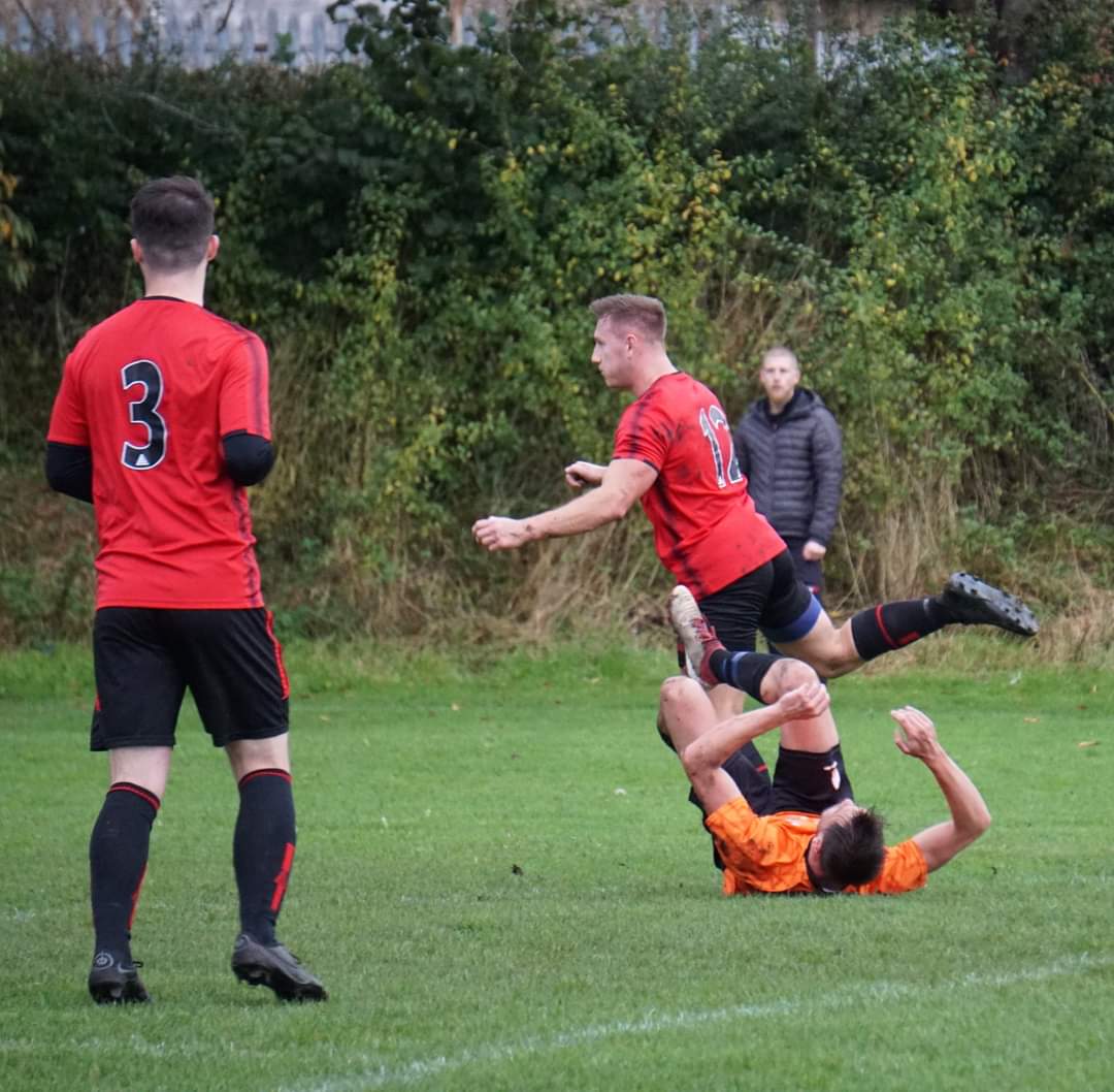 This Weekend fixtures 
 
Saturday 2pm KO <a href="/THEMCRFL/">Manchester League Ltd</a>

Avenue travel to <a href="/HindleyJuniors/">Hindley Juniors FC</a>

Sunday 11am KO <a href="/RBDSFLOfficial/">RBDSFL</a>

Avenue 1st host <a href="/WLDWFC/">Walton le Dale Wanderers FC</a>
In the LFA County Cup 3rd round

Avenue 2nd are away to <a href="/RKIXFC/">R-KIX FC</a>
as they resume in the league 
#UpTheAve #OneClub
