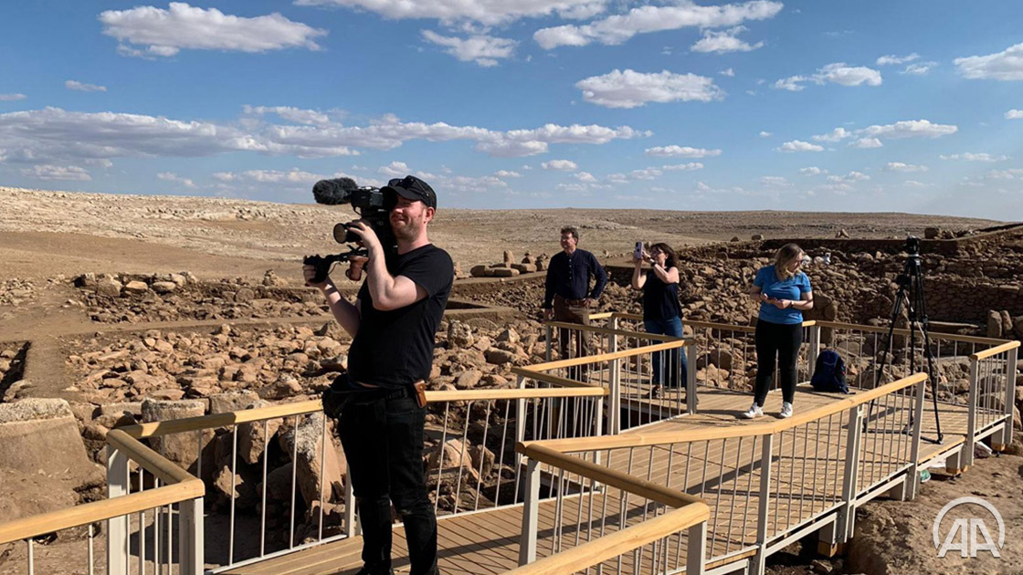 дискавери документальные