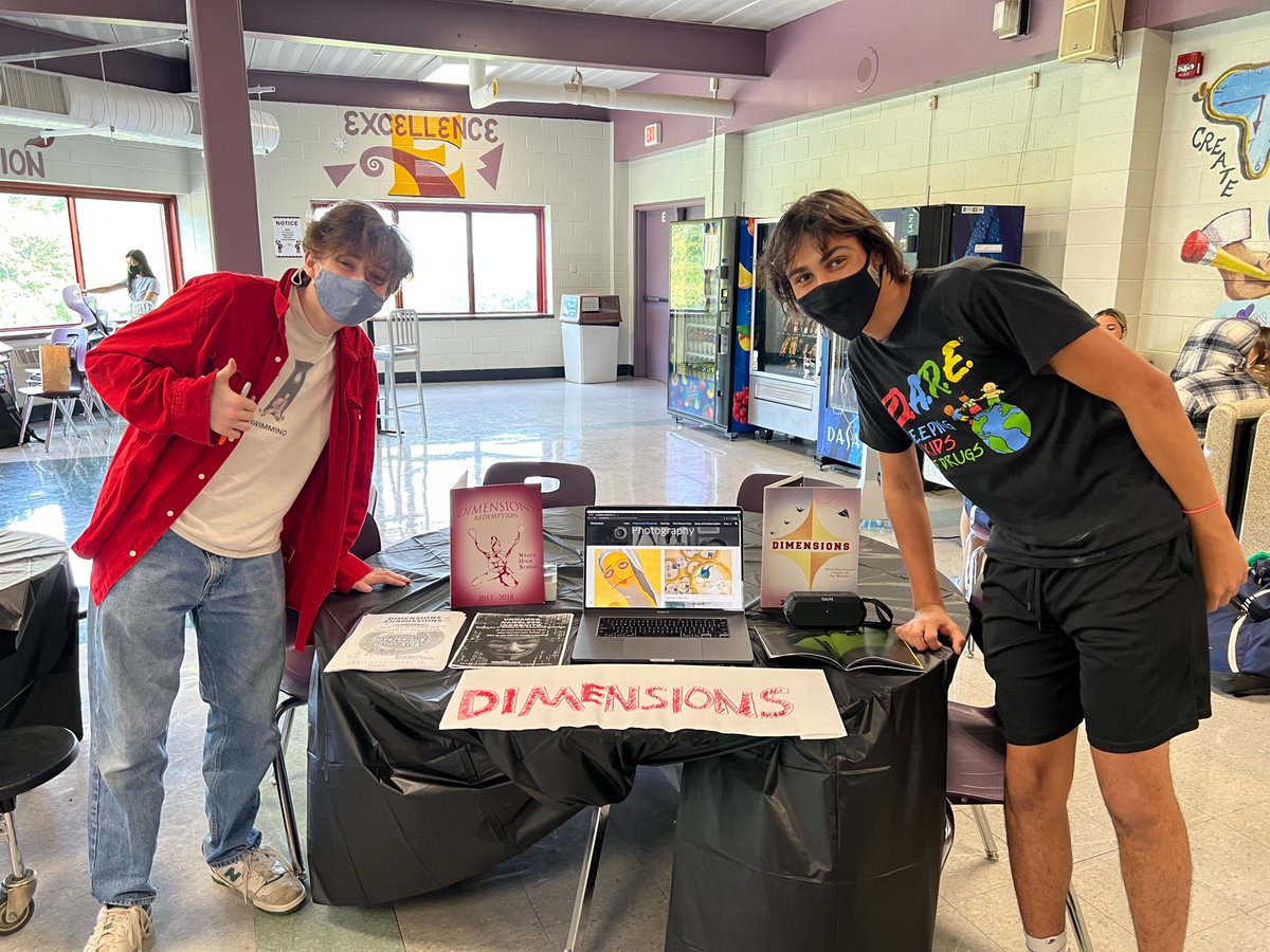 Nyack_Schools's tweet photo. #NyackHS students exploring their interests and discovering new passions with 44 clubs and honor societies featured at the #FreshmenSocial. #NyackSchools https://t.co/sfaIxzKc9K