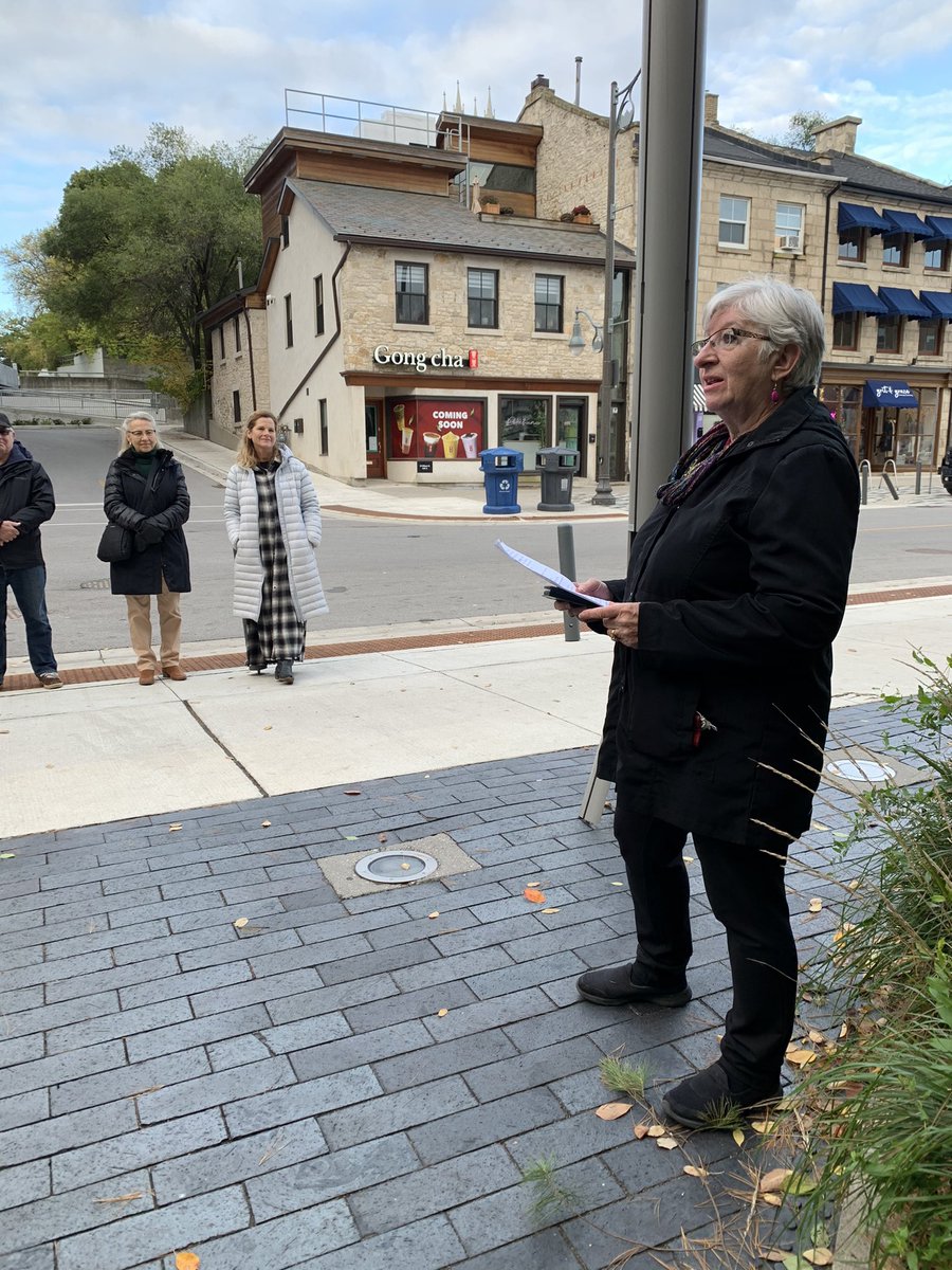 A fantastic way to start the day in #Guelph by raising the #EndPolio flag with everyone from @RotaryGTrillium @RotaryGuelphWTN @RotaryGuelph @Rotary! Since the dedication of #Rotary to ending polio started in the 1980’s, its gone from 357,000 cases to only 2 known at this time!👍🏻