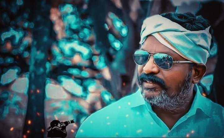 prathapvck's tweet photo. 💙❤️💙❤️💙❤️💙❤️💙❤️💙❤️
அவர் தாடியும் மீசையும்‌
நரைத்து விட்டதாக நம்மில் பலர்
நம்புகிறோம்! அது நரையல்ல
நண்பர்களே! இருட்டு கிடந்த
நம் வாழ்வியல் மெல்ல மெல்ல
விடிவதற்காக விவரம்‌ அது!!
💙❤️
@Shyamsu24 @Ramyariya123 @Nishaoffica @kaviikanna @DEVADAS90016112 @bharathvalavan https://t.co/cvTWTeWC5E