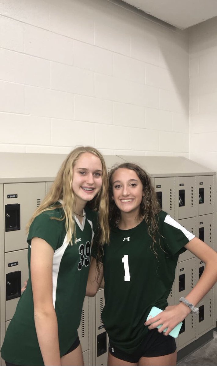 N2SportsStaley's tweet photo. Looking back at our @staleyfalconvb girls from their freshman year to senior year!!💚@NKCSchools @SHSFalcons https://t.co/DdSaxUB6OY