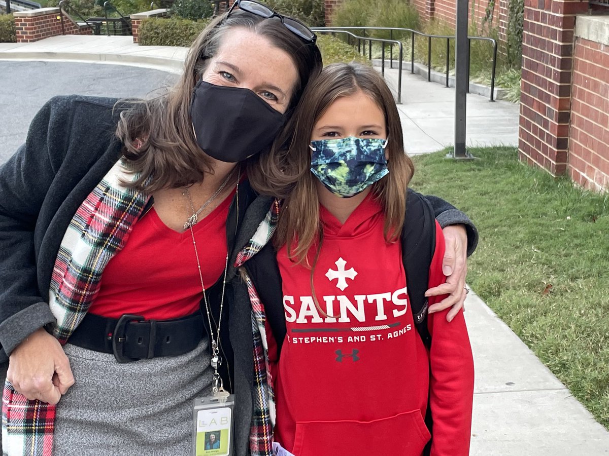 LabSchoolDC's tweet image. On our Reservoir campus and all around the globe, Lab turned red today! Now red promotes the vision of a world where dyslexic people are understood and have the tools to succeed.
#goredfordyslexia #dyslexiaawarenessmonth #labgoesredfordyslexia #succeedwithdyslexia