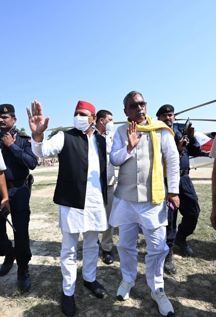 yadavakhilesh's tweet photo. हलधरपुर का जन सैलाब
लिख देगा ‘नया इतिहास’ https://t.co/UJraT2Kwn7