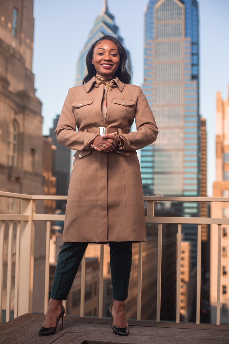 TMLFirm's tweet photo. We’d like to wish our Principal & Founder @TeresaMLundy a very happy birthday! Thank you for all you do to impact & change lives. #tmlcommunications https://t.co/nqMbBgUBWI