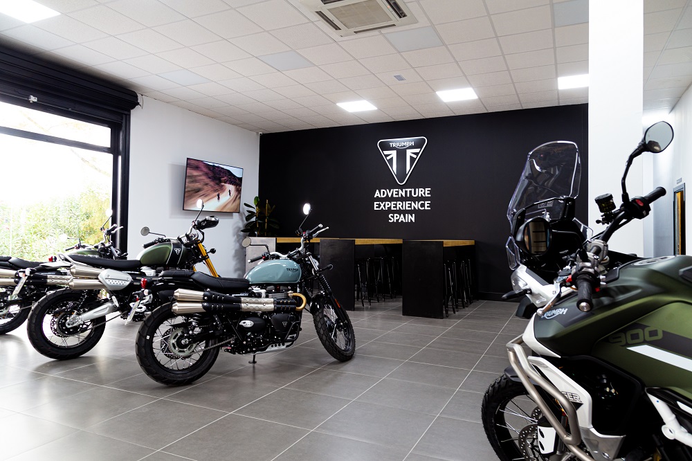 UKTriumph's tweet photo. Welcome to the family, @TriumphAdventureExperienceSpain
A destination for riders from all over Europe to progress through levels of off-road training courses and fun #AdventureExperiences on the latest #TriumphAdventure models.
More info: https://t.co/xBzaHgWTAX https://t.co/AFtqfF7dkf