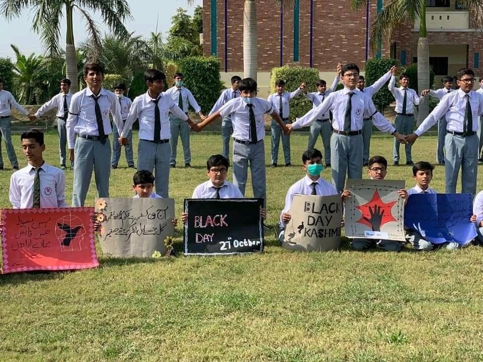 wattoo_niaz's tweet photo. 27_Oct #Blackday #WalkRally @DpsDepalpur https://t.co/zovbPjN00n