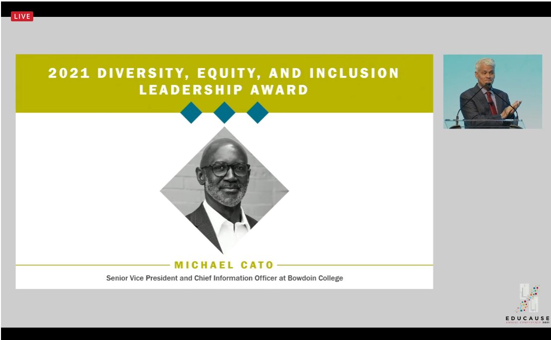 prairycat's tweet photo. Bravo from France 🇫🇷 Michael Cato for your award! #EDU21 #EDU21FR https://t.co/sV7s7TArCC