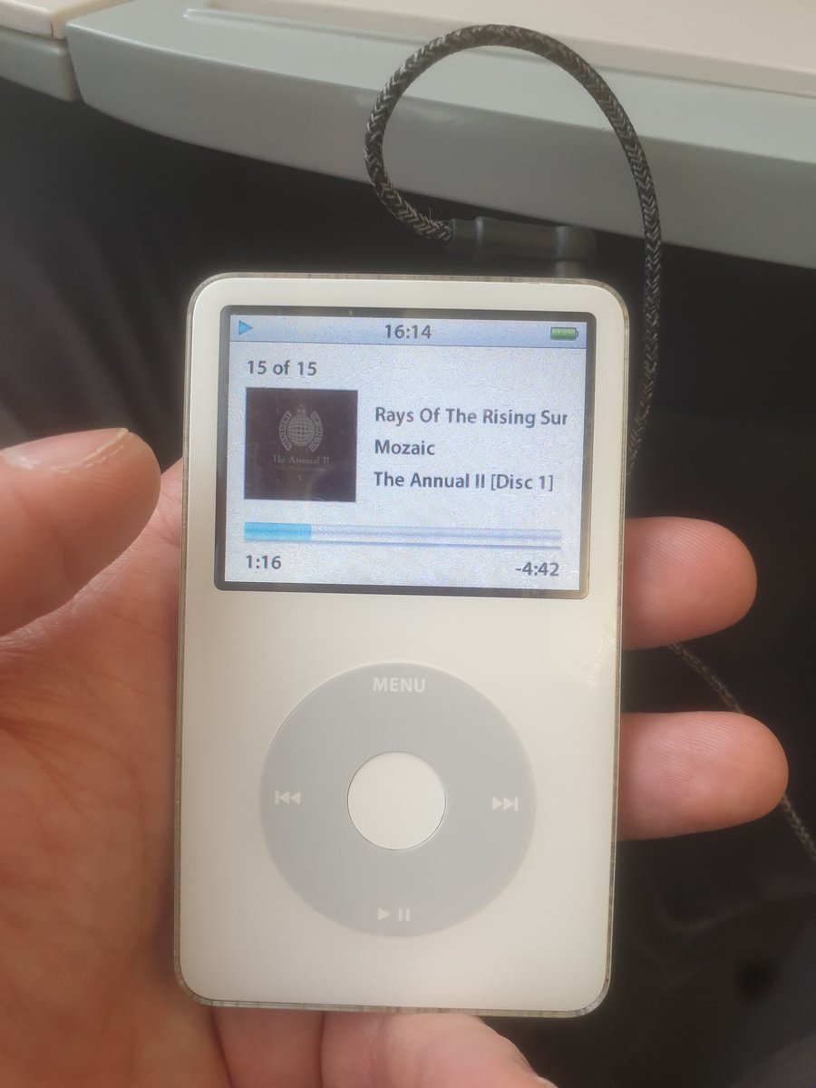 jamesCmarchant's tweet photo. #TheAnnual2  sooooo good 💿🎧 https://t.co/f769nqF4oy