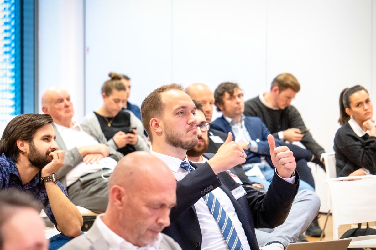 HOLM_Ffm's tweet photo. Endspurt beim "Deutschlandweiten Tag der #Startups in #Logistik und #Mobilität 2021"! 
Wir danken schon jetzt allen Teilnehmenden, Vortragenden, unseren Partnern und Sponsoren. Es hat riesigen Spaß gemacht mit Euch und wir freuen uns schon jetzt auf Ausgabe Nr. 5 im Jahr 2022! https://t.co/XTwkwxHqgZ