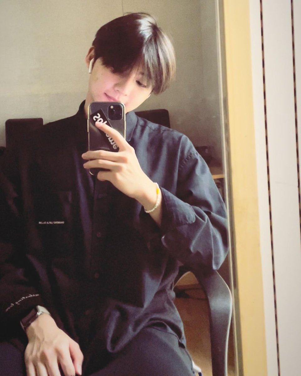 traineeAitalia's tweet photo. Nuovo post di [#SANGWON 🥀]

~27.10.21~

😊

#SANGWON #TraineeASangwon https://t.co/h9qwbk3YLp