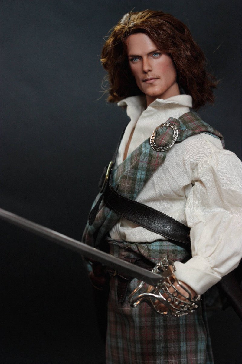 girlsour's tweet photo. I donโt know who did this but it kinda creeps me out ๐ณ๐ #samken #outlander #takingittoofar https://t.co/aTREeaMSDR