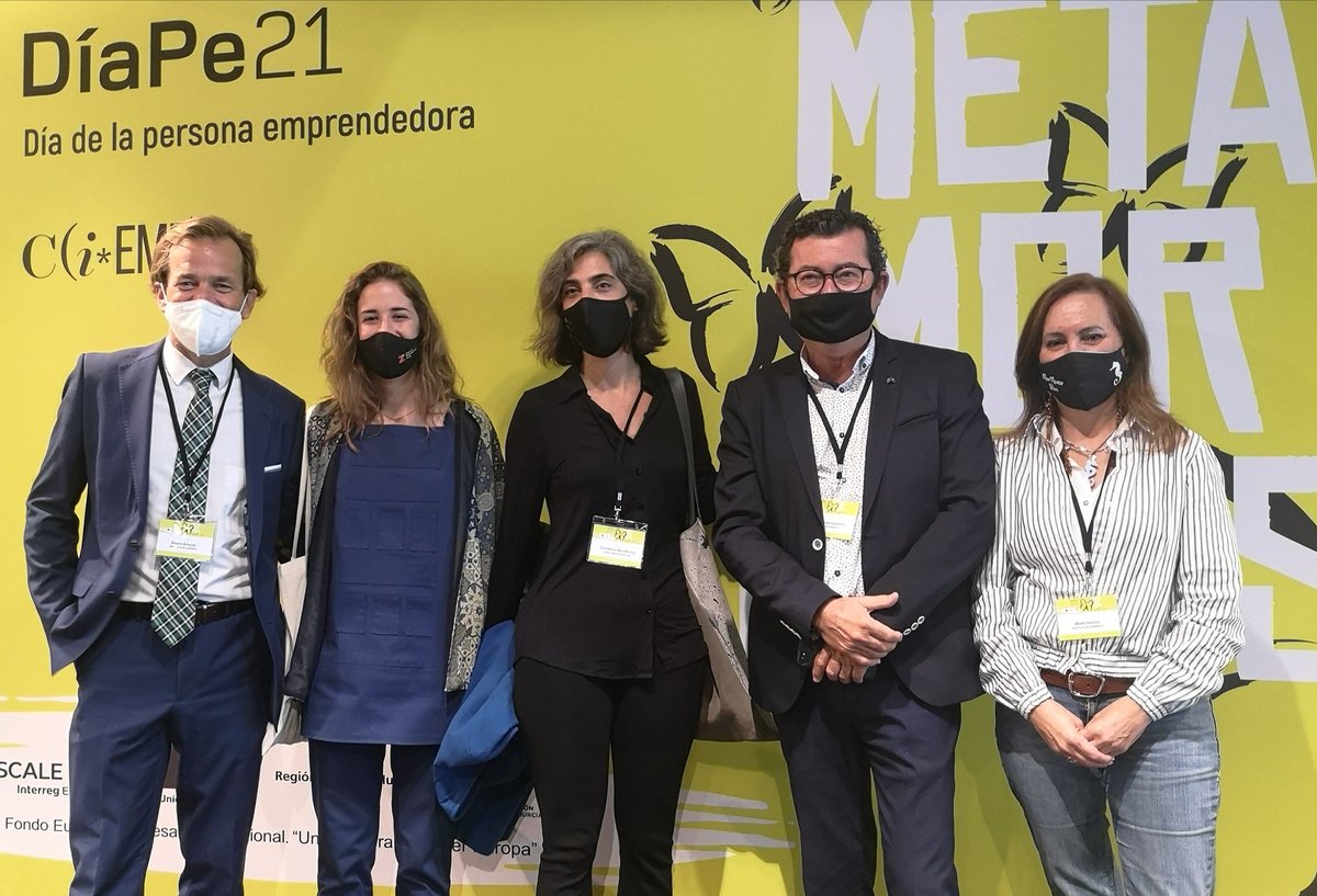 ArmadaAlvaro's tweet photo. Con @avalam_sgr @BStartup @sef_carm @ZakutHub ...
Todos los organismos del ecosistema de #emprendimiento #CiEMP en el #DIAPE21. Muchas gracias a todos por vuestro apoyo y colaboración! https://t.co/WAgxPHM1fT