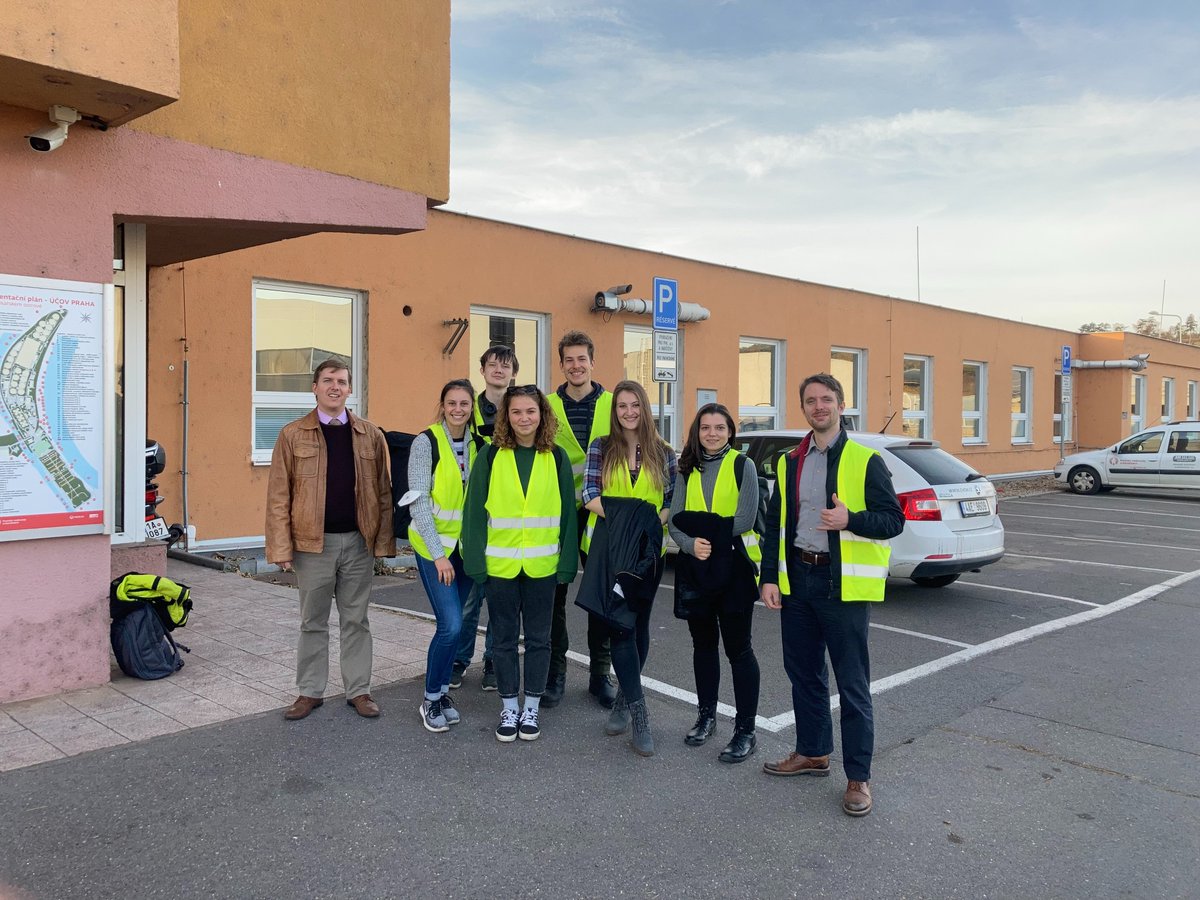 vojtech_kouba's tweet photo. Exkurze budoucích Environmentálních inženýrů z @VSCHT @uctwater na ÚČOV Praha, děkujeme @martin_srb za vynikající výklad! #environment #Sustainability https://t.co/usSK2RuV6j