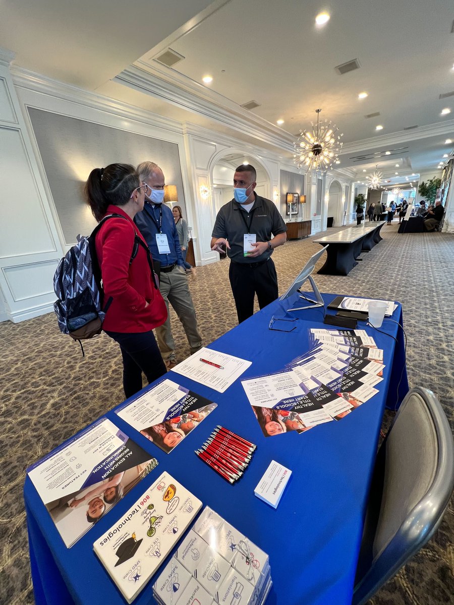 806Technologies's tweet photo. It was so good to be back in person at the @oaasfep conference this week! Thanks Jeremy for all of your help! #OAASFEP #education #title1crate https://t.co/mEdf5mZWGT