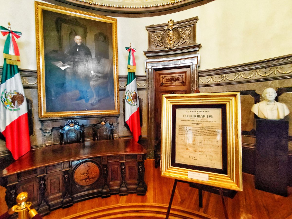 QuiqueTamayoMX's tweet photo. ¿Tú ya conoces el "Salón de Cabildos" de la Ciudad de México?

Está abierto al público, pero si te interesa una visita guiada, arma un grupo y contáctame. https://t.co/bYeE7IPjKl