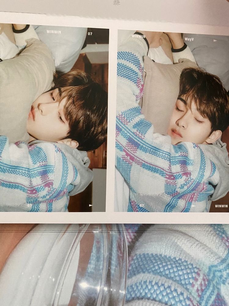 azzarah_dhea's tweet photo. Happy birthday sayangnya akuuu💚💚💚#HappyWinwinDay https://t.co/1h7NdeBelt