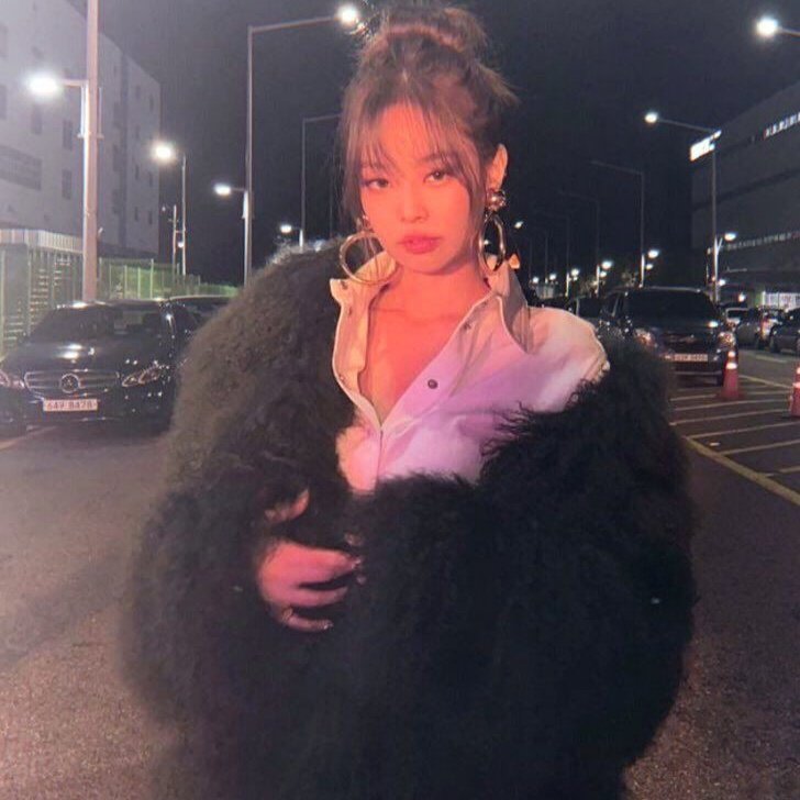 KPerarer's tweet photo. my type;

#JENNIE https://t.co/8ckqk4fPcf