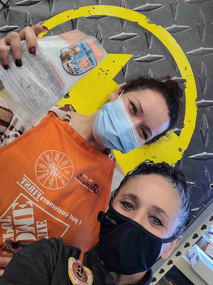TOPS IN CREDIT, THE AMAZING STEPHANIE!!!! This is her money badge, first bronze payout whoop whoop!! Many more to come I am certain! <a href="/mlindsey1223/">Mandy Henry</a> <a href="/GairettLamkin/">GAIRETT LAMKIN, HOME DEPOT</a> @jm29910