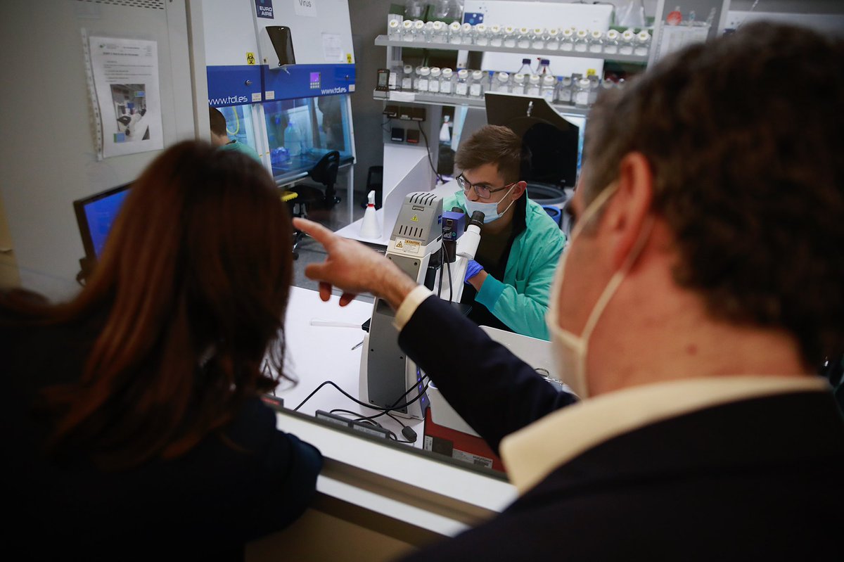 Gemma Geis i Carreras 🎗 (@gemmageis) on Twitter photo Tenim centres de recerca realment extraordinaris al nostre país. L’Institut <a href="/CarrerasIJC/">Josep Carreras Leukaemia Research Institute (IJC)</a> n’és un d’ells, un autèntic referent dins i fora de les nostres fronteres. Gràcies <a href="/ManelEsteller/">Manel Esteller</a> per la jornada de treball i per tot el que esteu fent; ens tindreu sempre al vostre costat Tenim centres de recerca realment extraordinaris al nostre país. L’Institut <a href="/CarrerasIJC/">Josep Carreras Leukaemia Research Institute (IJC)</a> n’és un d’ells, un autèntic referent dins i fora de les nostres fronteres. Gràcies <a href="/ManelEsteller/">Manel Esteller</a> per la jornada de treball i per tot el que esteu fent; ens tindreu sempre al vostre costat
