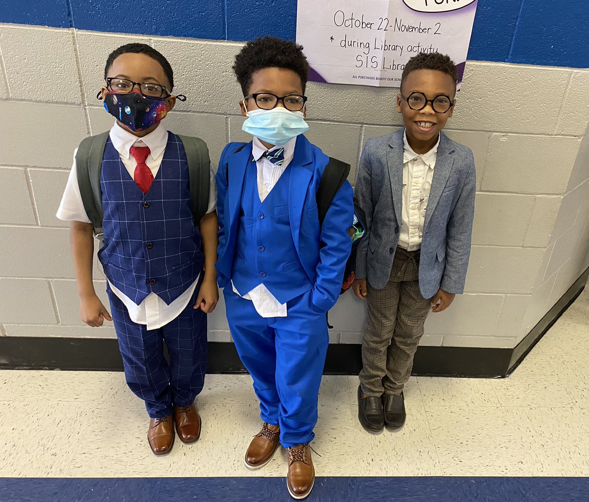Nelson12Loren's tweet image. Today was Dress for Success for Red Ribbon Week! 👔👗👔👗 #TeamDCS #MakingItMatter @TweetDCS_SIS