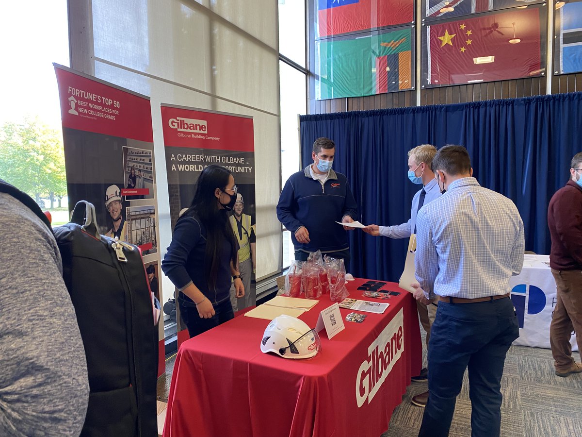 uticauniversity's tweet image. UC Construction Management grads are in demand! At today's CM Expo, students listened to seasoned pros discuss the very favorable job outlook, while juniors met with reps to secure internships. Program dir. Dr. Dimitar Todorov said every senior has received at least 1 job offer!
