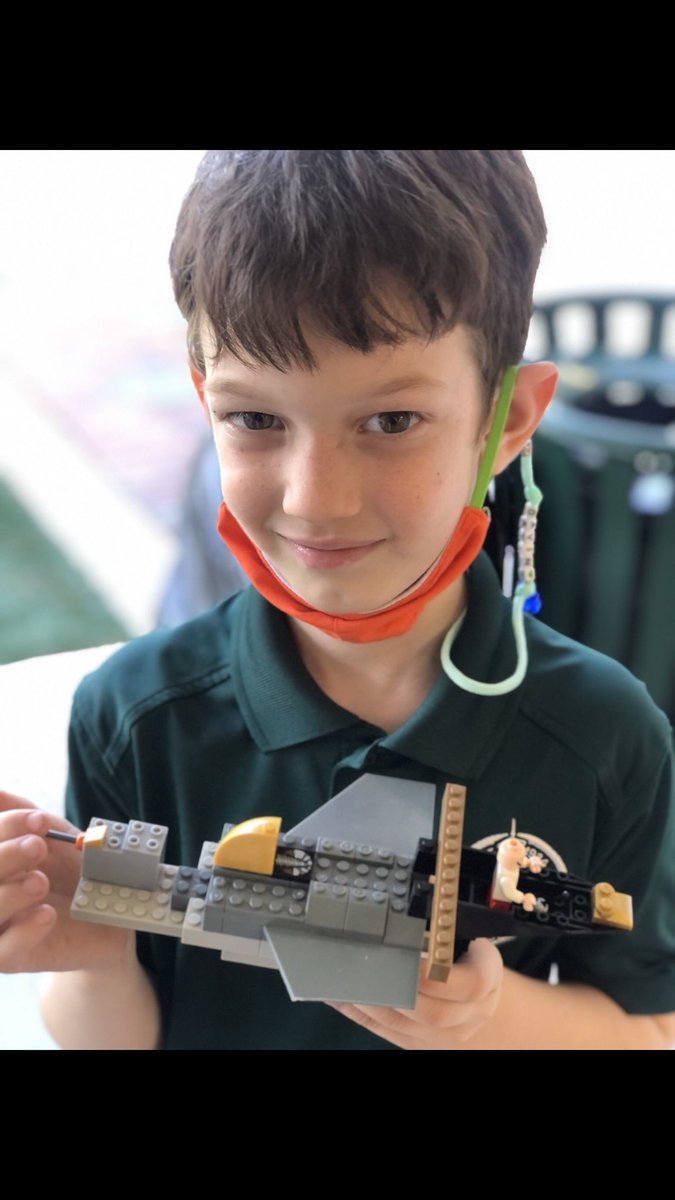 PineCrestAux's tweet photo. #PCLowerSchool #PCEnrichment Lego Design challenges Ss to use their imagination and #PCCreativity to create designs and focuses on #PCProblemSolving, #PCCollaboration, and #PCNurturing https://t.co/jVbh92rPS0