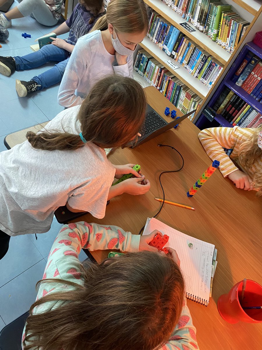 MrsMadru's tweet photo. We are using cubes to build talking towers to show how long we can build on one idea in our book clubs. These kids ROCKED it!! @TCRWP #bookclubs #ellingcen https://t.co/Y1SdcMjJBk