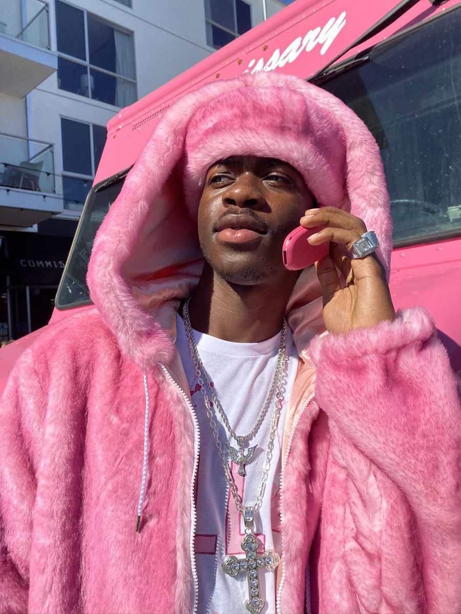 LilNasX's tweet image. halloween 2019
