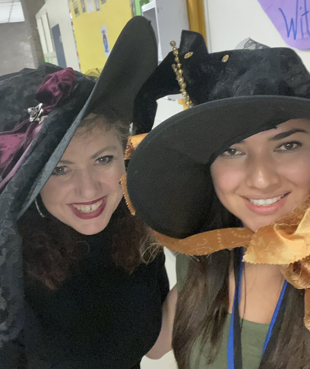 kmsMsDkms's tweet image. Collaboration!! Salem Witch Trials- together is better!#thefalconway #rootedkrueger #teacherlife  @PRINCIPALRUBIO @APMikeMorgan