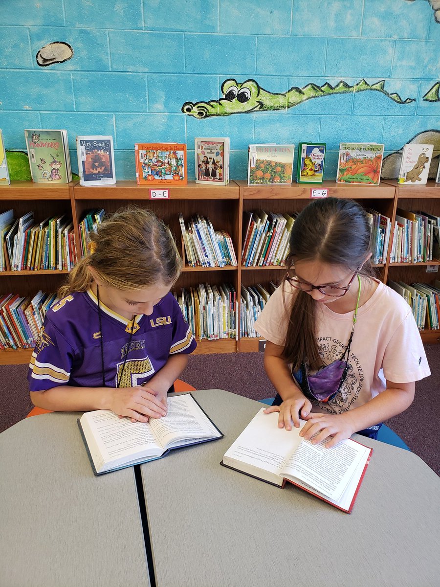 Amanda U. Lane tweet media