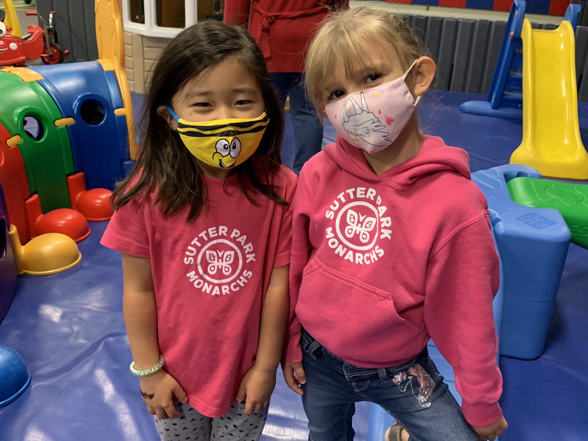 definitelykelly's tweet photo. #twins #bestfriends @SutterMonarchs #itsworthit https://t.co/5D3rpMLBF3