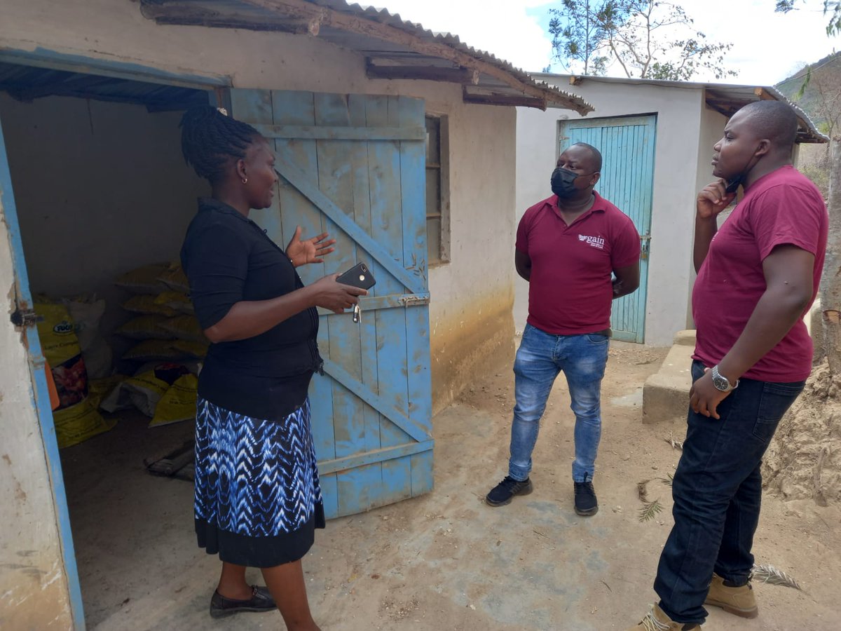 Today, our team visited Global Organic Chicken🐔 in Makueni County, a poultry business supported under the Keeping Food Markets Working Program #KFMW. 
The business received support for rent payment, salaries and purchasing of chicken feeds.
