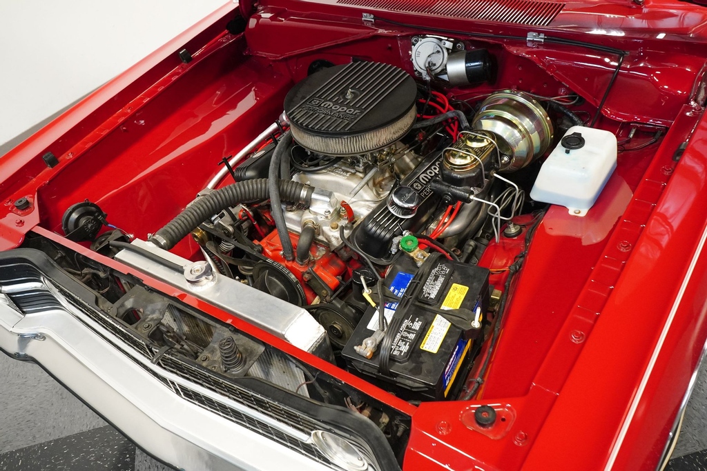 streetsidecars's tweet photo. This 1968 #Dodge #Dart GT #Convertible features a 318 cubic inch V8 paired with a 3-speed automatic transmission
Link: https://t.co/2gk6vnsXrP
#musclecar #mopar #sellitwithstreetside #moparornocar #classicdodge #classicmopar #vintagedodge #classiccars #dartgt #dodgedart #V8 https://t.co/ES3ymKXUvx