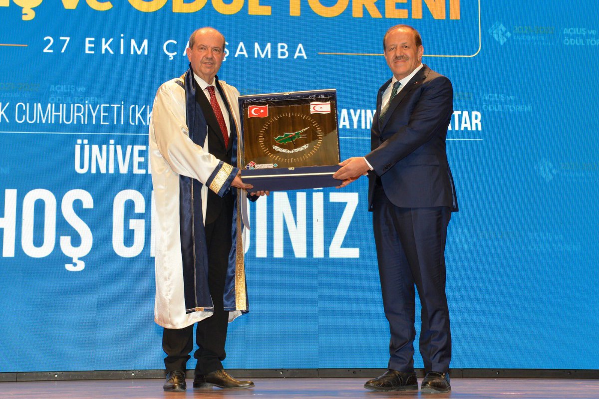 ErsinrTatar's tweet photo. Gaziantep’te Hasan Kalyoncu Üniversitesi’nde şahsıma Fahri Doktora Ünvanı tevdi edilmiştir https://t.co/GoMGXqfm3y