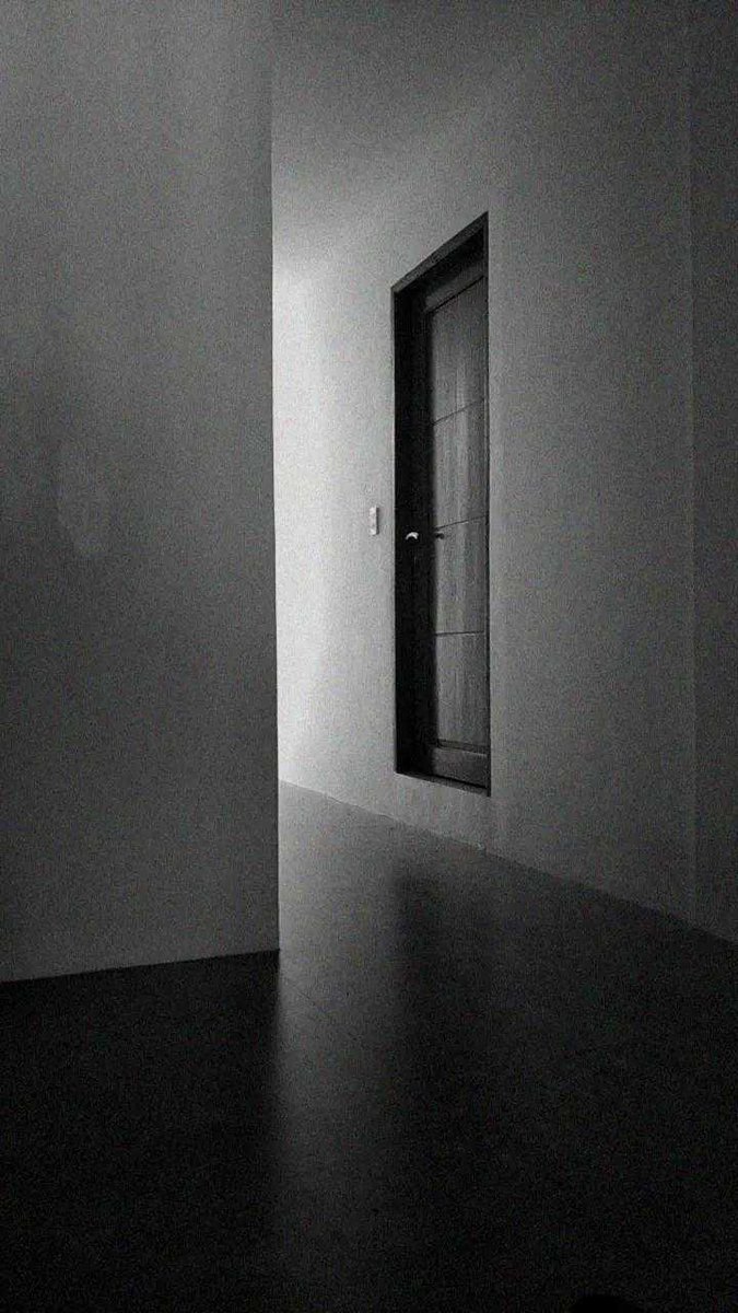 engr_csm's tweet photo. Life is not always black and white.

#blackandwhite #blackandwhitephotography #blackandwhitephoto #aesthetic #pinterestinspired #aestheticblack https://t.co/Y6hgkum05u