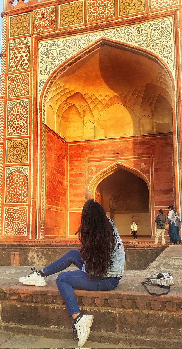 Priyank62186050's tweet photo. Location nd my good hair day😌😌❤
#goodhairday #akbartomb https://t.co/fvrKIMXuoe