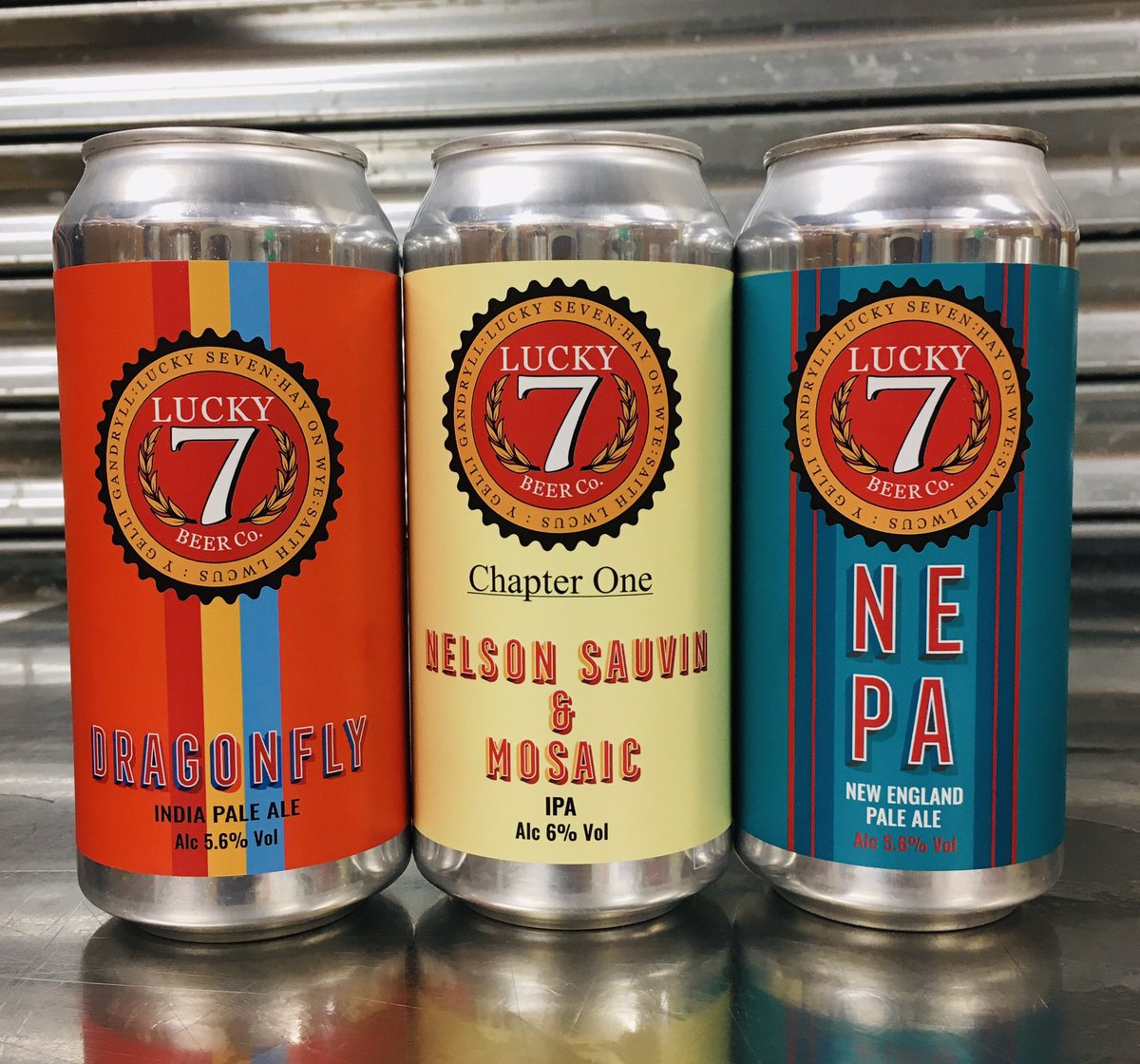 Not one, not two, but THREE fresh beers have just hit the ground running on our web shop 👌

NEPA, Chapter One, and a daisy fresh batch of Dragonfly!

These plus a few other refreshing Hop and Barley based distractions are waiting to be liberated 👇

lucky7beer.co.uk/collections/be…
