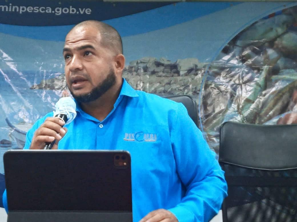 PescalbaOficial's tweet photo. #Pescalba participó en el Encuentro Nacional con Equipos Estadales del @Minpescave2 para mostrar balance 2021 y metas 2022

Se estima aumentar la captura de atún y otras especies en 1.416 ton., y  acciones de impacto para contribuir con el sector pesquero

#VenezuelaComePescado https://t.co/26dirLiAsQ