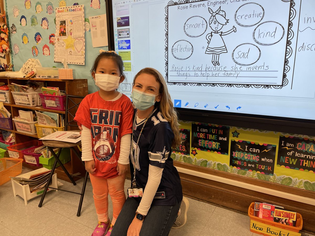 MrsAustinHGS's tweet photo. TEAM up against drugs! Red Ribbon Spirit Week! 🏈⚽️🏀 #SecondGradersRock https://t.co/pZ0Izjt1zV