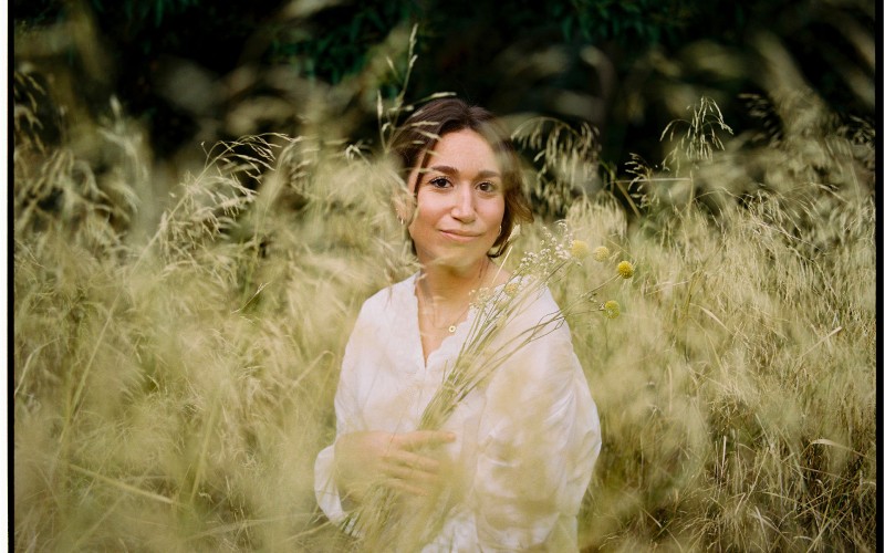 Honey &amp; Air is the double single release from Marie Naffah.

xunemag.com/marie-naffah-h…