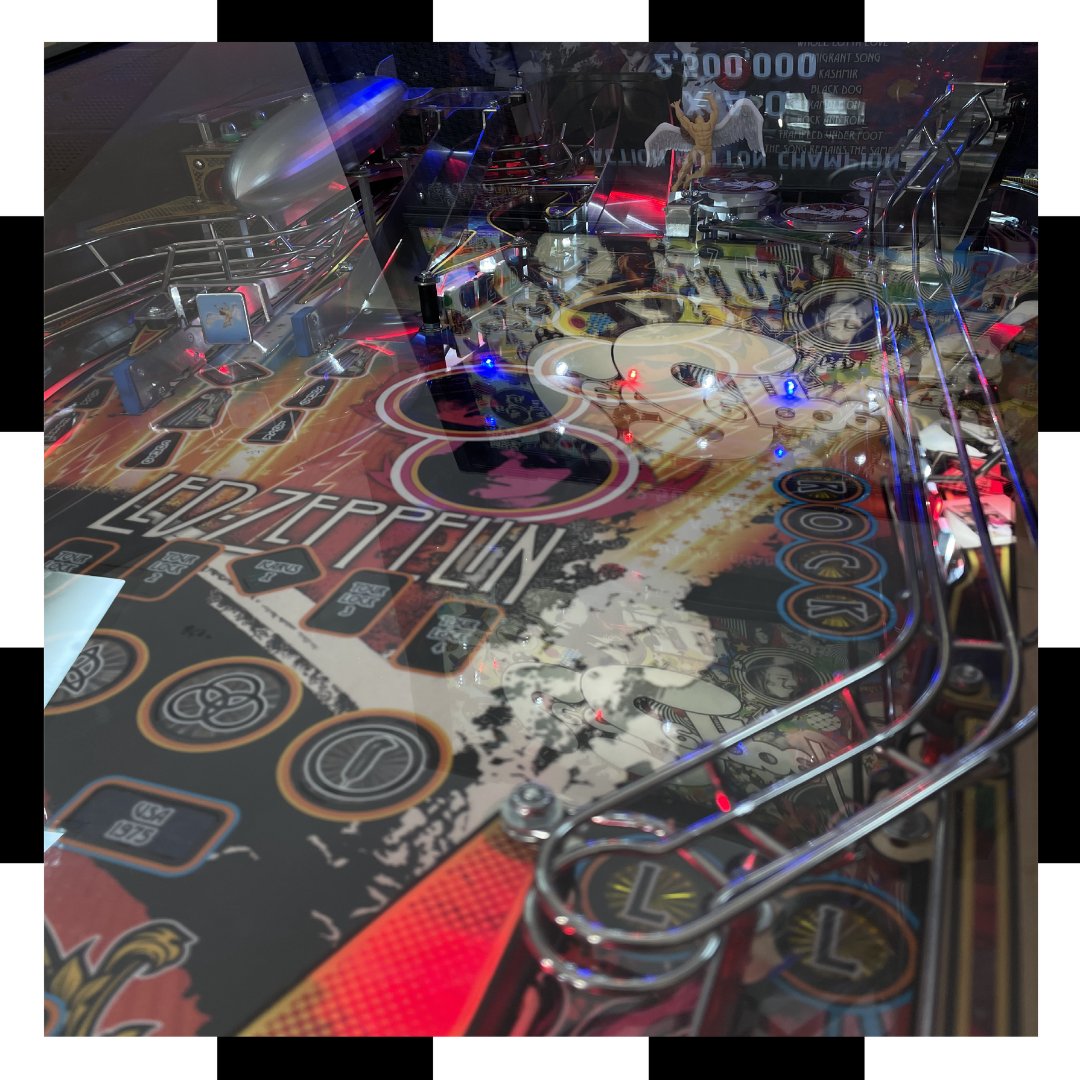 ¿Pinball? ¿Rock and Roll?  LO TENEMOS!🎸🇬🇧

Ahora en nuestro #CCZoco podrás jugar unas partidas de Pinball escuchando los temazos de Led Zeppelin: ‘Stairway To Heaven’, ‘Kashmir’, ‘Immigrant Song’... ¡Todo un tributo al grupo británico de hard rock!🤟🏼🎶

<a href="/videoriders/">Videoriders</a> #LedZeppelin
