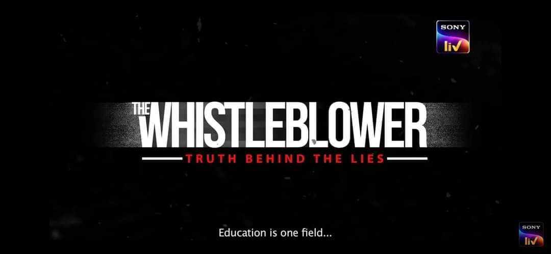 छोटी बिटिया शची <a href="/pathak_shachi/">Shachi Pathak</a>  SONI liv की वेब सीरीज़ Whistleblower के साथ छोटे पर्दे पर दस्तक़ दे रही है।'व्यापम घोटाले' पर बनी सीरीज़ के डायरेक्टर मनोज पिल्लई हैं।
youtube.com/watch?v=AcodOl…
<a href="/ravikishann/">Ravi Kishan</a>