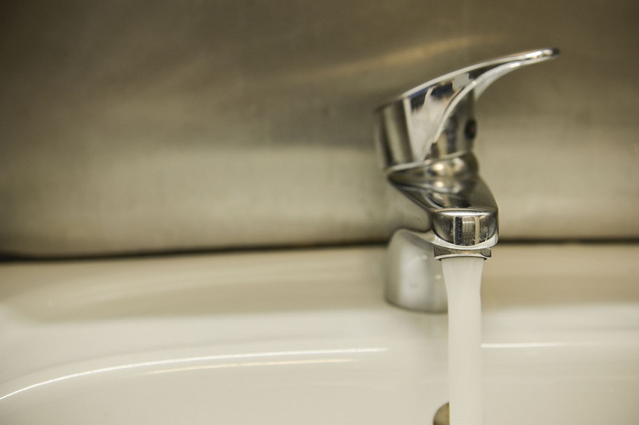 ConsejoAguaMX's tweet photo. "El consumo promedio de #Agua al día en la CDMX es de 366 l diarios p/p, siendo el consumo residencial el más elevado con 567 l promedio por hab. al día" @UN_Water @water_funds @AguaCapitalOrg @SacmexCDMX @conagua_mx @CaemEdomex @Agua_UNAM @ANEASdeMexico https://t.co/TaHrfNUcAs