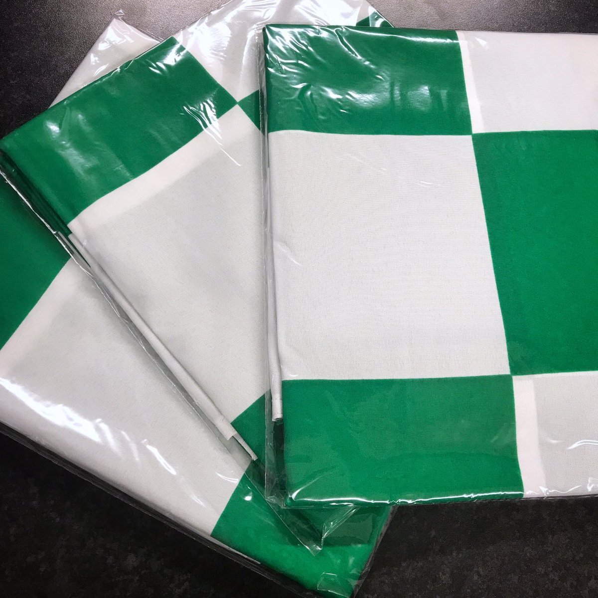 KitRoomNI's tweet photo. Looked what arrived today 🟢⚪️

@DarraghCrossGAA https://t.co/n7ZTnsJ9iO