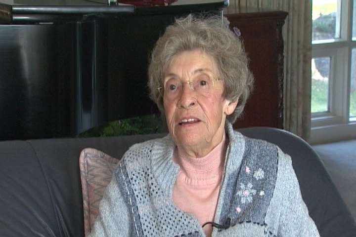Kingston_Hutch's tweet photo. Very saddened to learn of the passing of former @cityofkingston Mayor Isabel Turner, last night after a brief illness. My deepest condolences to her family. She was a real political dynamo, down to earth, decent person who cared about her community. She was 85. @CKWS_TV #ygk https://t.co/RQgysM1EyU