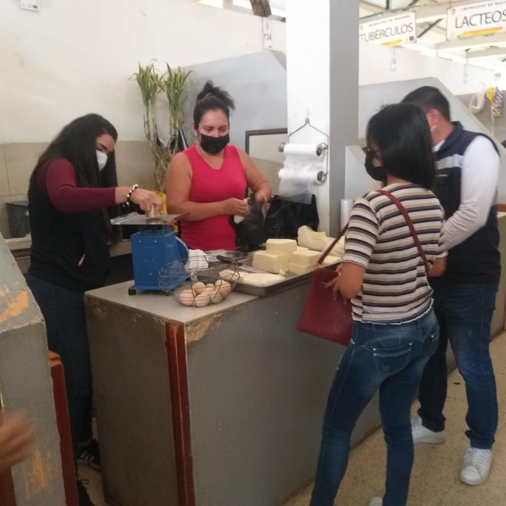 Asimismo, se cumplió el control de balanzas y precios de productos en el mercado local. Se verificó la exhibición de precios, medidas de bioseguridad y registros sanitarios.

#JuntosLoLogramos