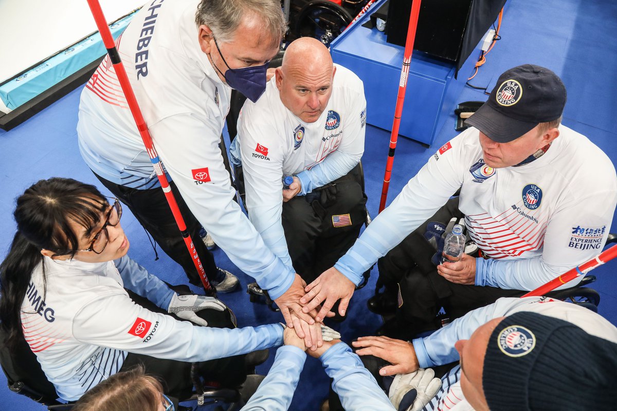 Congratulations to <a href="/TeamUSA/">Team USA</a> on qualifying for the 2022 Paralympic Games! 🇺🇸🇺🇸🇺🇸

READ: usacurling.org/press-releases…

(📷: WCF / Alina Pavlyuchik 2021)

#usacurling | <a href="/Paralympics/">Paralympic Games</a>