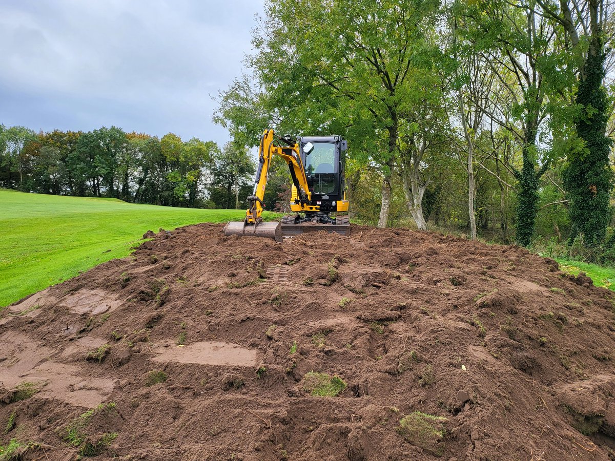 Broadway Golf Club tweet media