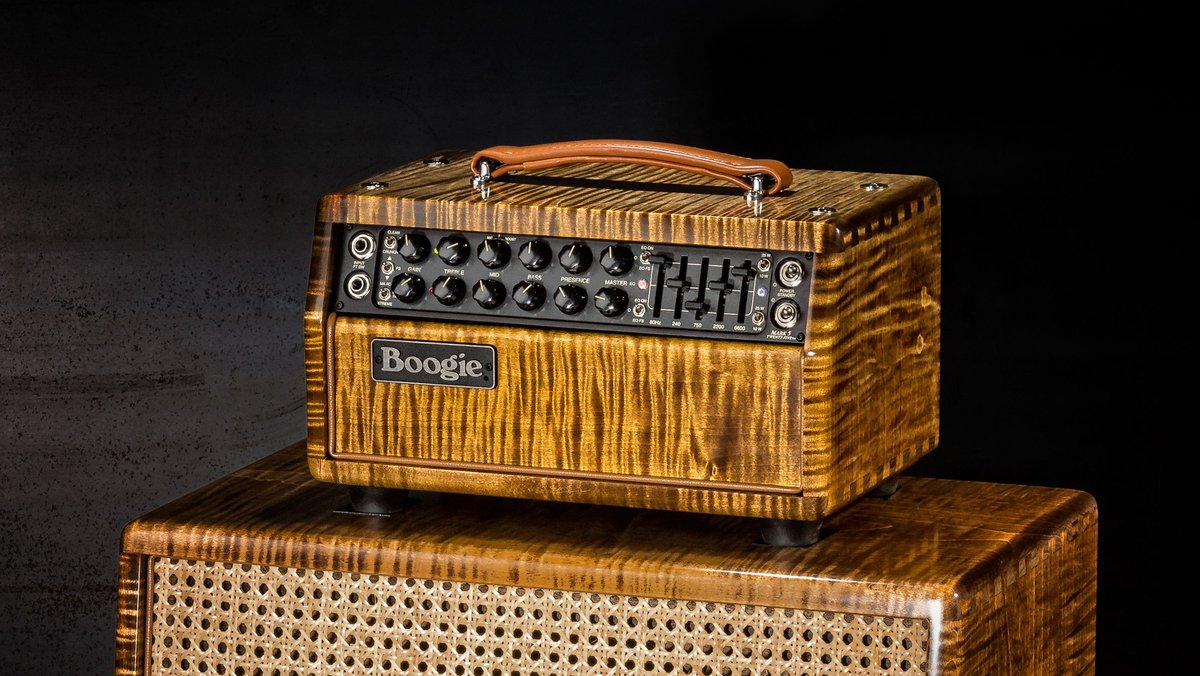 MesaBoogie's tweet photo. Happy Hardwood Wednesday! Here's another gem to share, a Mark Five: 25 Head in Private Reserve Flame Maple with Tiger Eye Stain. Any of you playing Maple MESA amps?
#MesaBoogie #MarkFive25 #MesaCustomShop https://t.co/4chx887RNA